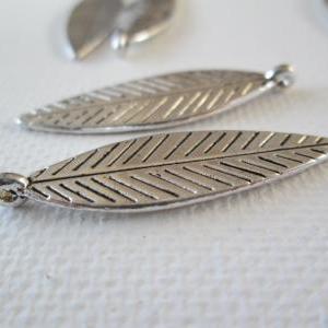 5PCS - Leaf Charms - Silver Toned -..